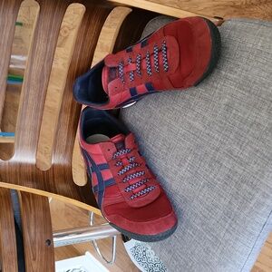 Onitsuka Tiger Mens Ultimate 81